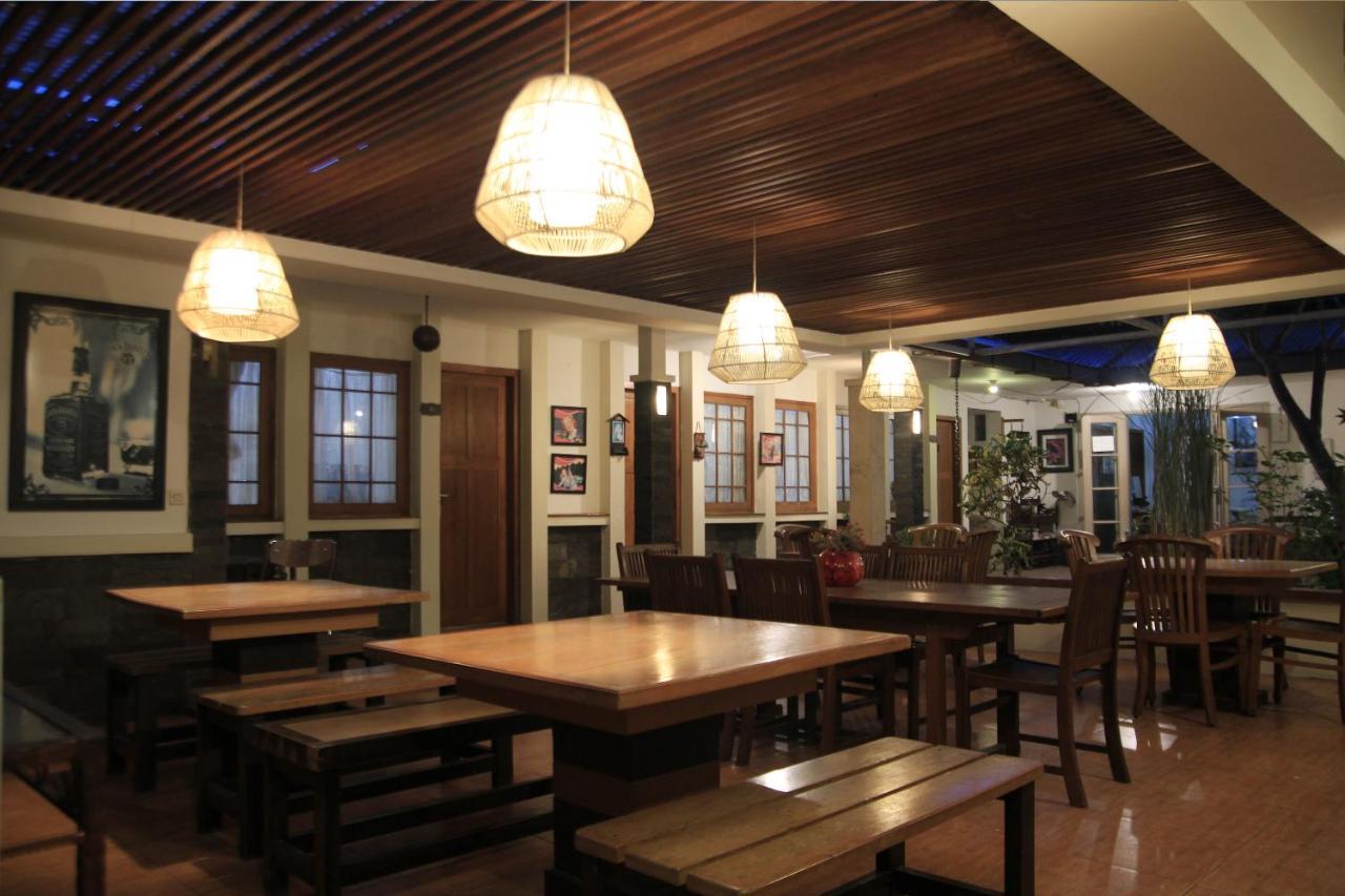 Oyo 497 De Tropis Family Residence Hotel