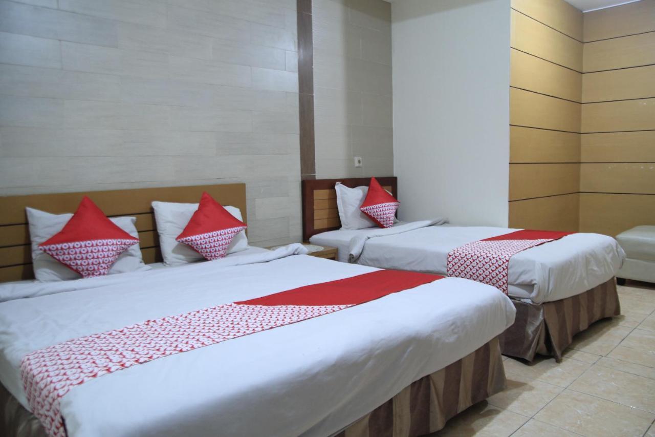 Hotel Oyo 497 De Tropis Family Residence Bandung