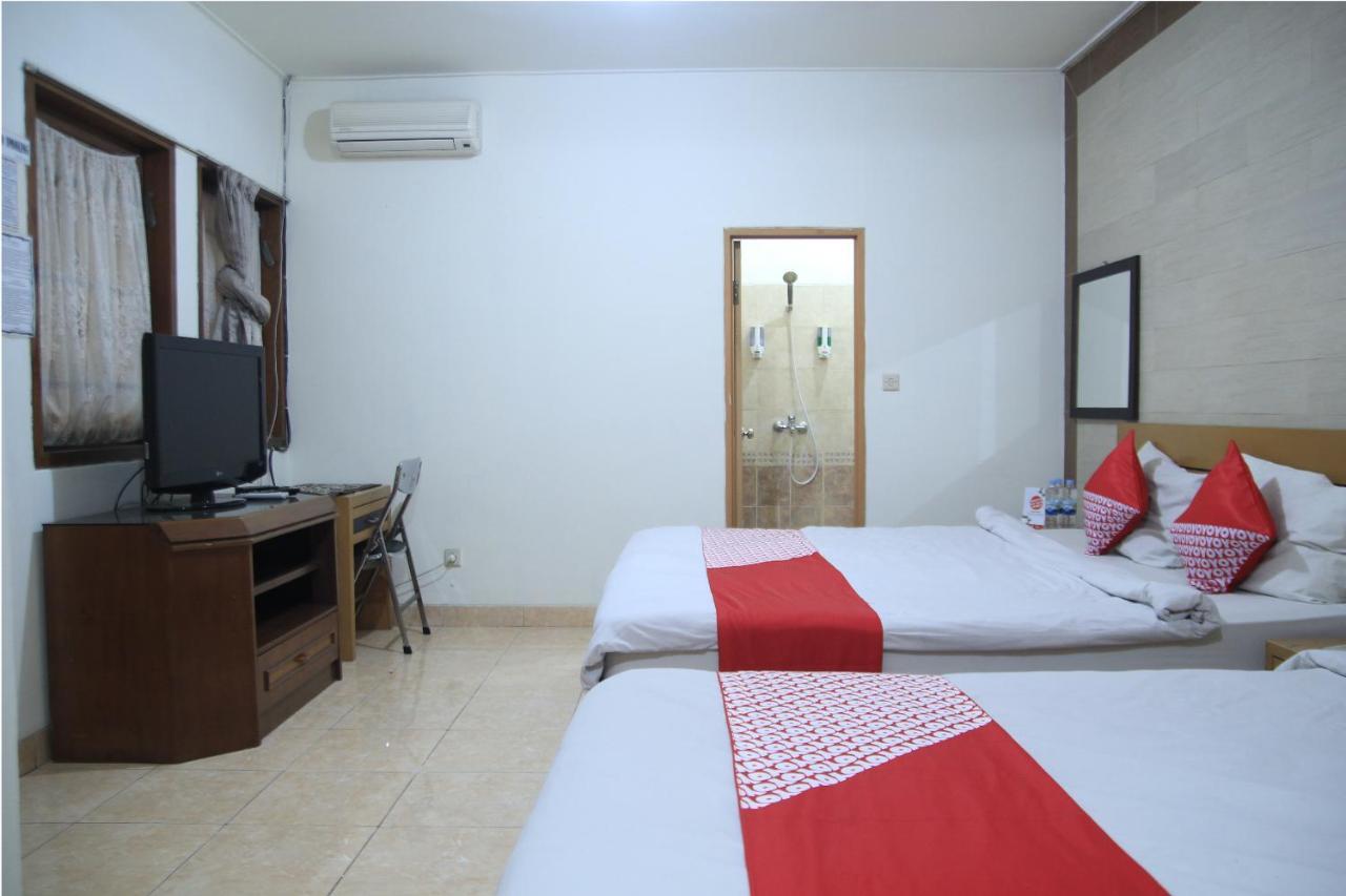 Oyo 497 De Tropis Family Residence Hotel Bandung